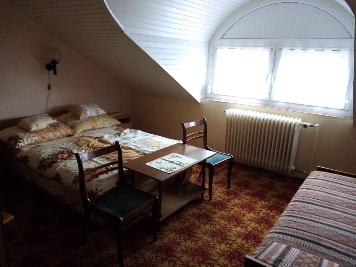 Apartment In Balatonmariafuerdo 19249 Balatonkeresztúr Εξωτερικό φωτογραφία